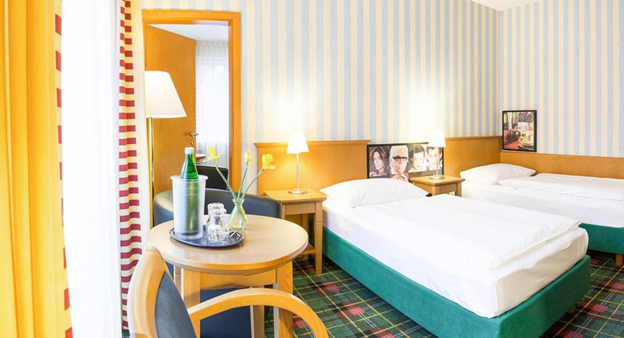 Gruenau Hotel Берлін Екстер'єр фото