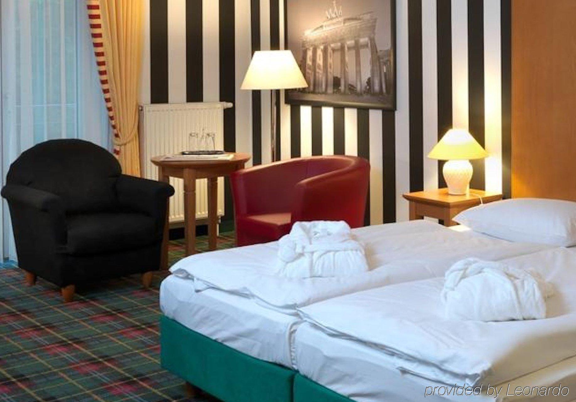 Gruenau Hotel Берлін Екстер'єр фото